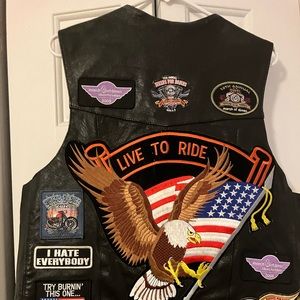 Black silver biker vest leather with hat and gloves and good condition. Vintage.